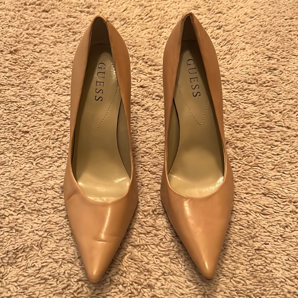 Tan leather Guess heels